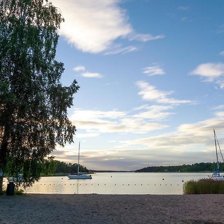 Vita Grindarna / Djuroe Havsbad Villa Djurhamn Exterior foto